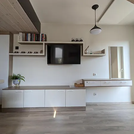 Apartman Studija1g24