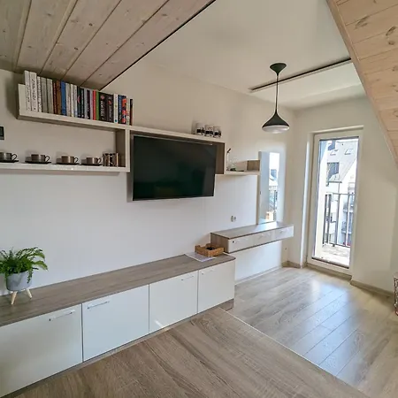 Apartment Studija1g24 *